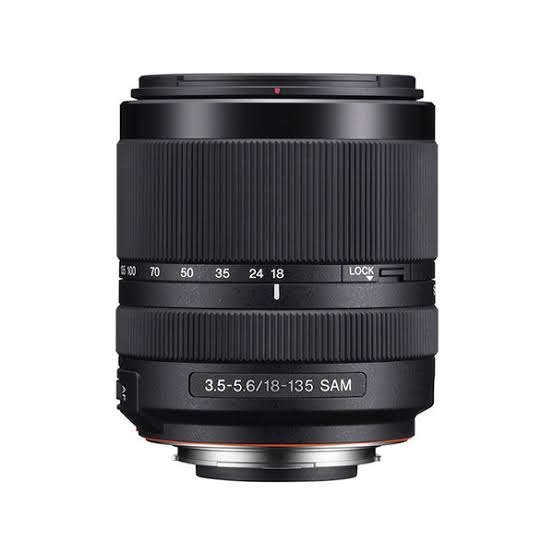 Sony DT 18-135mm F3.5-5.6 SAM